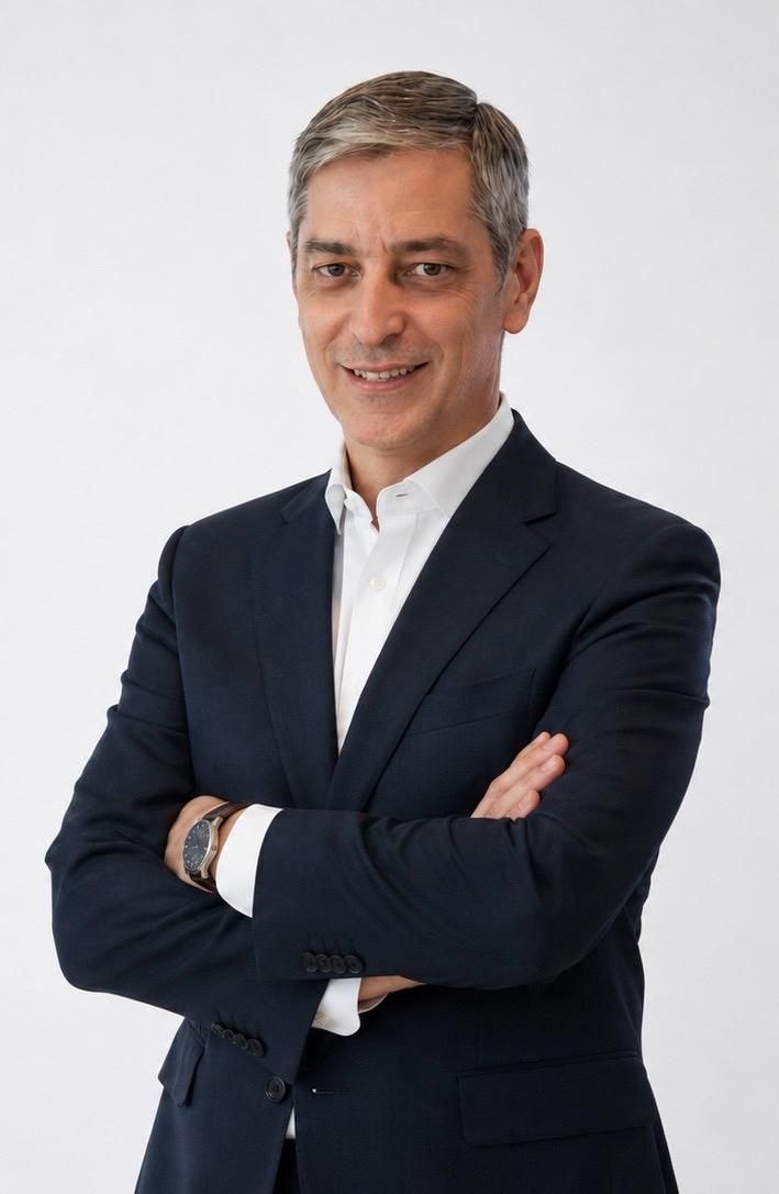 Maximiliano Vallejo — Abogado